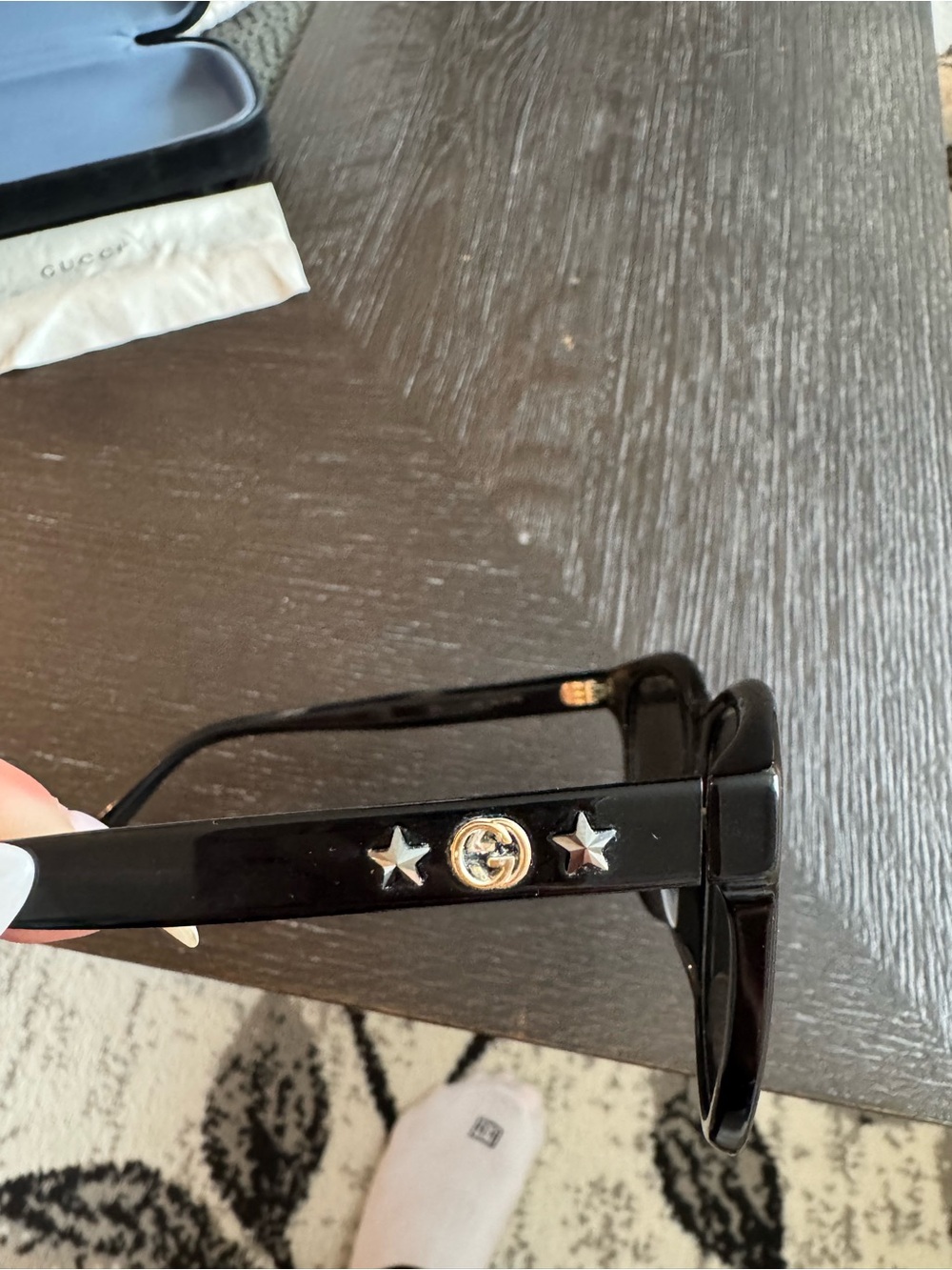 Gucci Black Sunglasses with Star detail on side - with Light Blue Case Interior - Picture 6 of 9